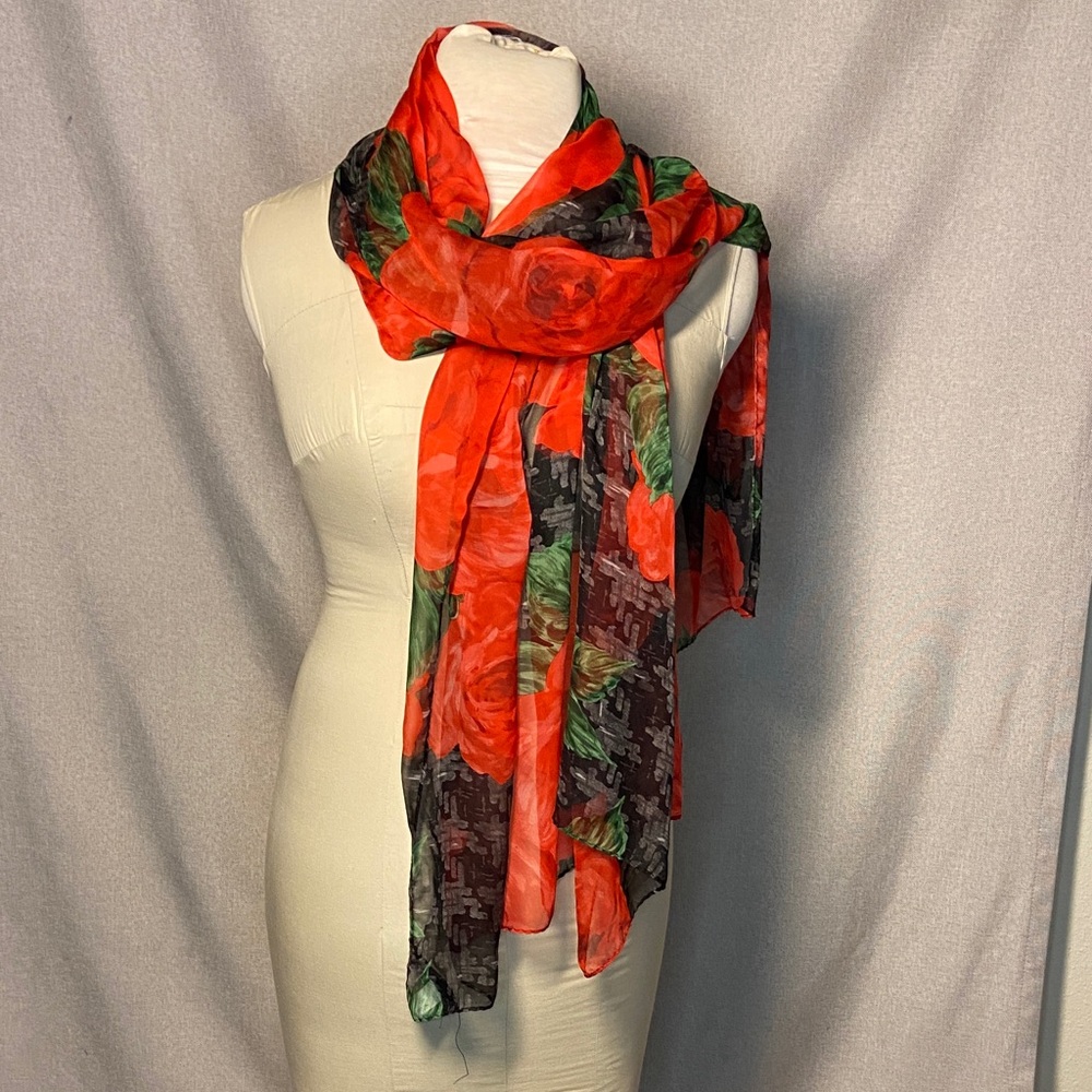 Novespazio. Floral Silk  Scarf. Made in Japan.
